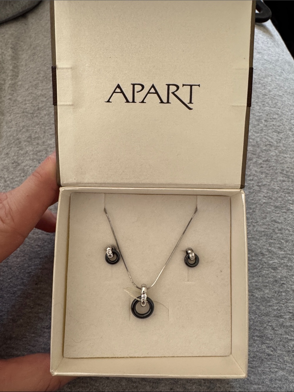 APART necklace and earring set (From Poland)